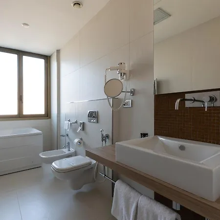 Royal Hotel 4*