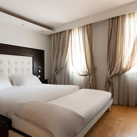 Hotell Royal Caserta