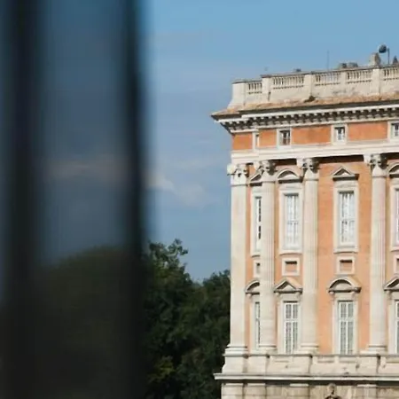 Отель Royal 4*