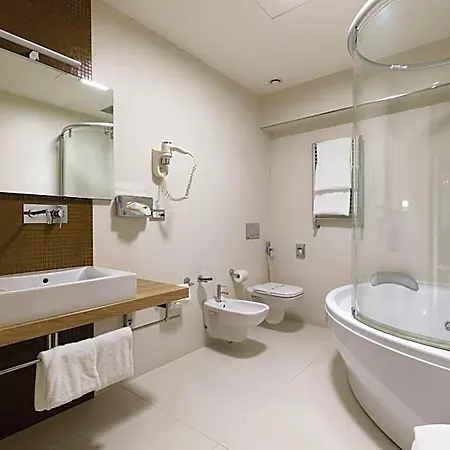 Royal 4* Caserta