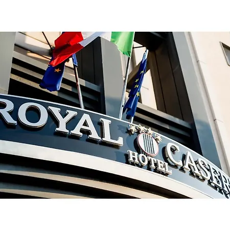 Royal 4*